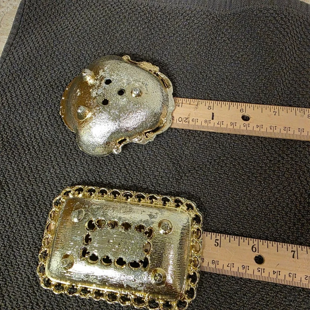 Trinket Soap Dish Set Gold Hollywood Regency Ornate Metal Footed 2pc